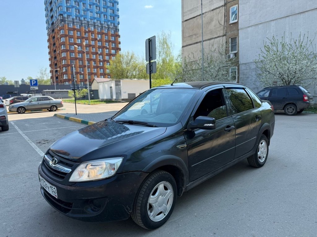 Lada Granta 2012 - Фото 1