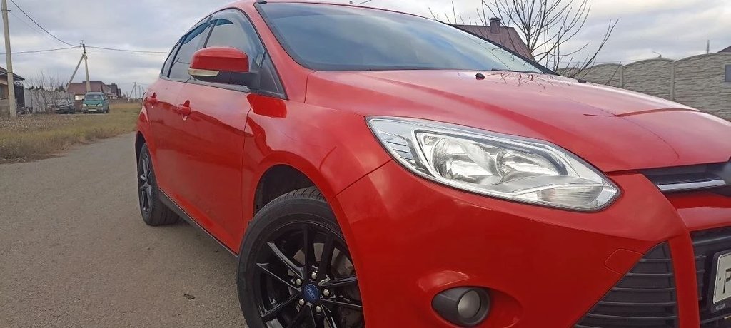 Ford Focus 2011 - Фото 1