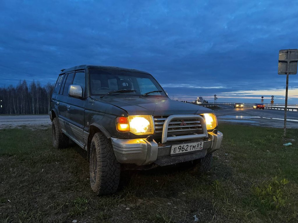 Mitsubishi Pajero 1992 - Фото 1