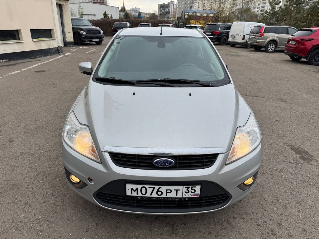 Ford Focus 2010 - Фото 1