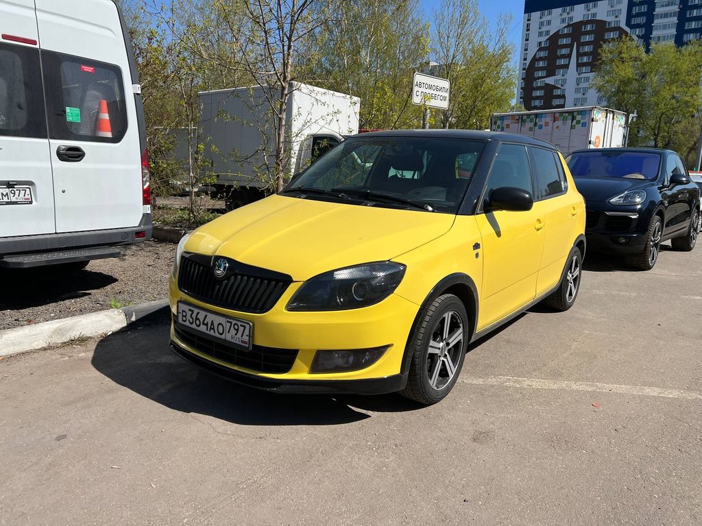 Skoda Fabia 2012 - Фото 1