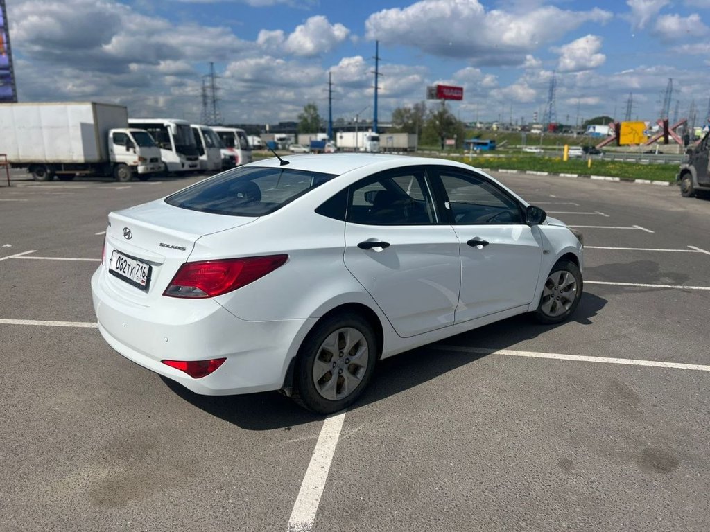 Hyundai Solaris 2015 - Фото 1
