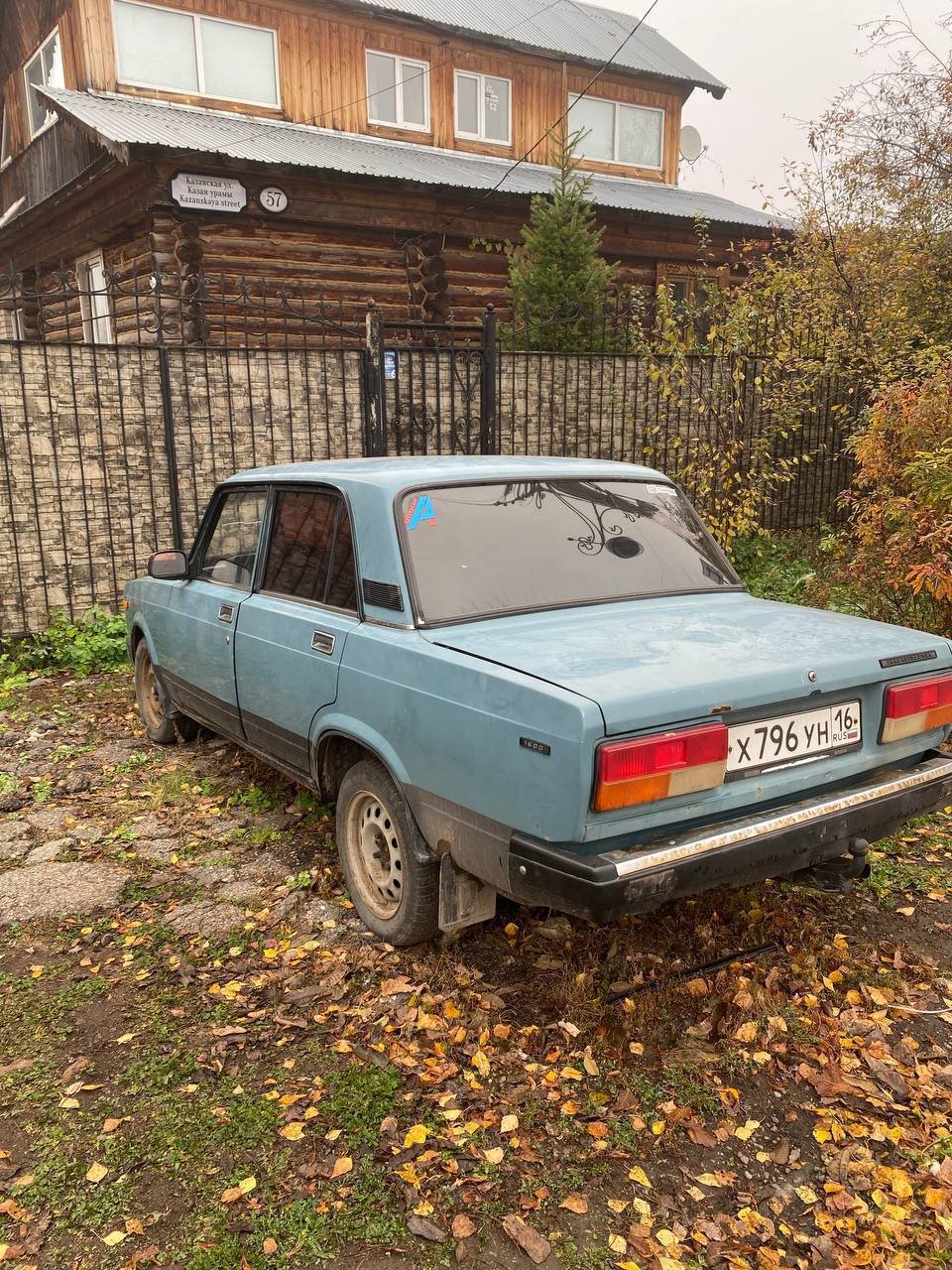 Lada 2107 - Фото 1