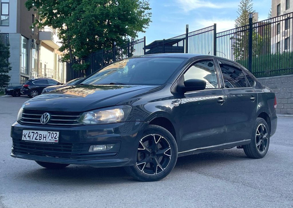 Volkswagen Polo 2016 - Фото 1
