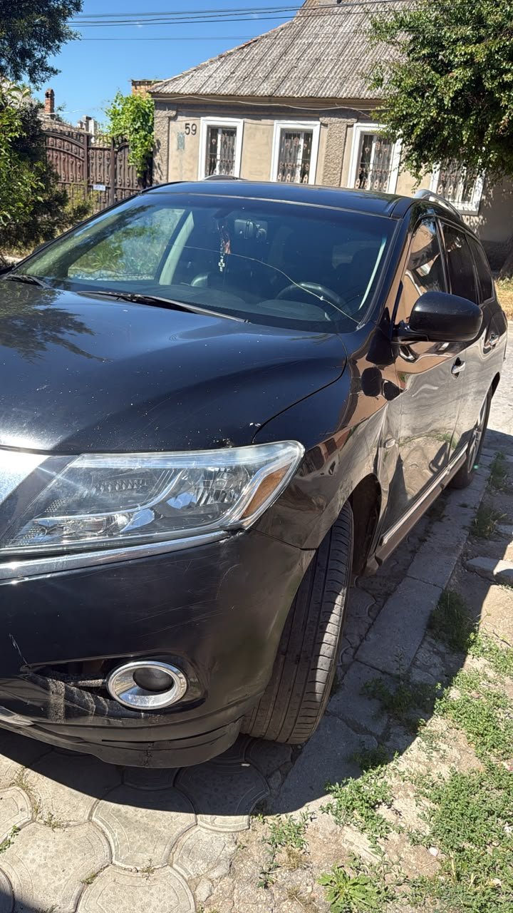 Nissan Pathfinder 2014