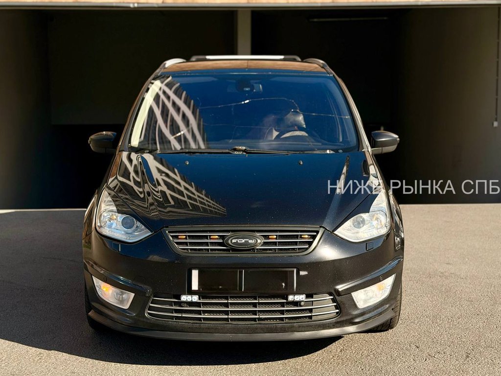 Ford Galaxy 2011 - Фото 1