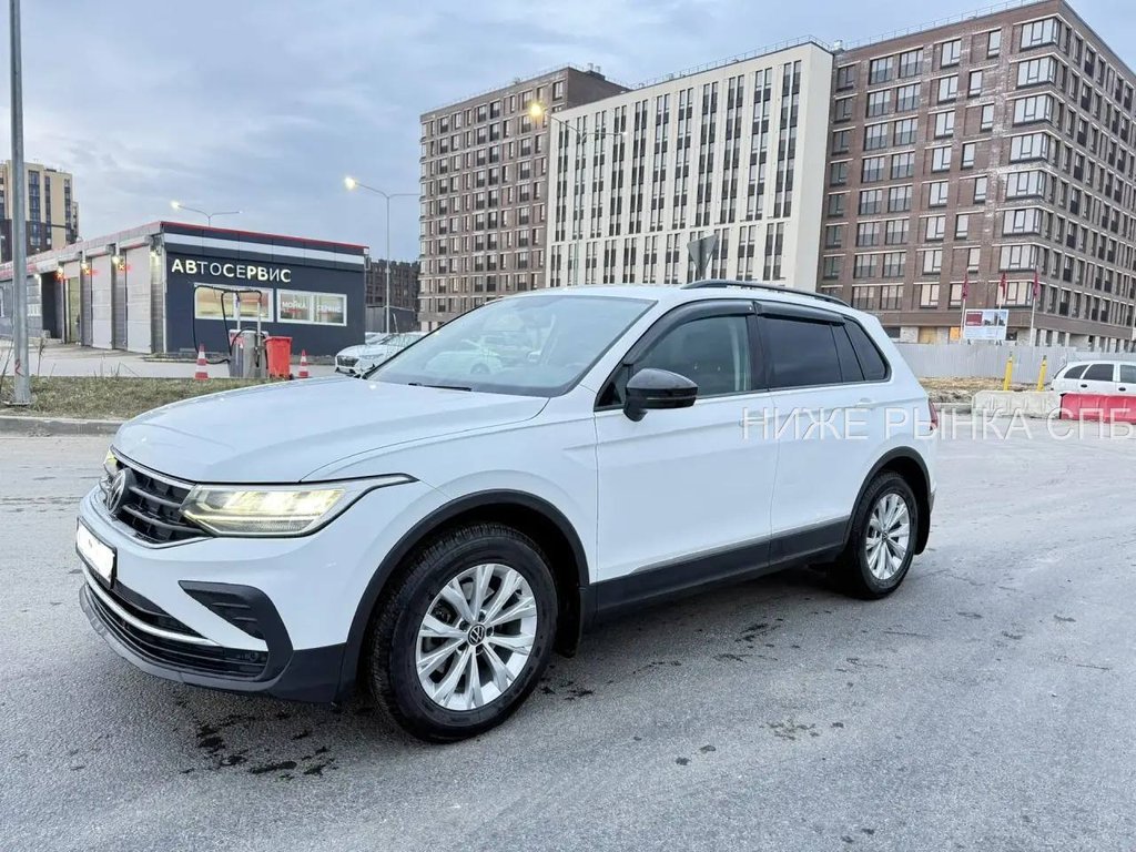 Volkswagen Tiguan 2021 - Фото 1