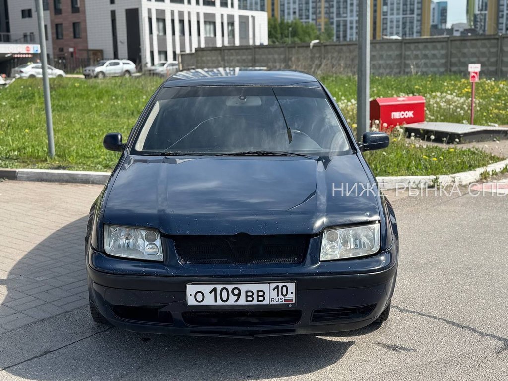 Volkswagen Bora 2000 - Фото 1