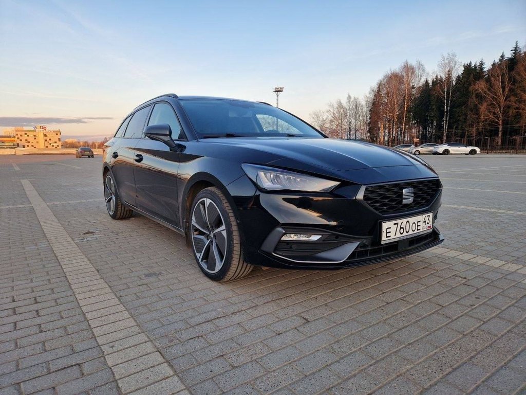 SEAT Leon 2021 - Фото 1
